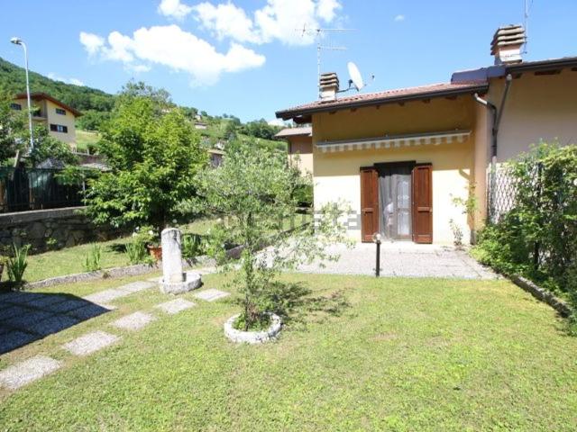 Casa in vendita a Comunità Montana della Valle Brembana, Val Brembilla