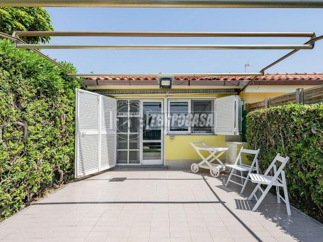 Casa in vendita a Marina di San Nicola, Roma Capitale