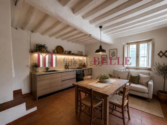 Casa in vendita a Vado, Camaiore