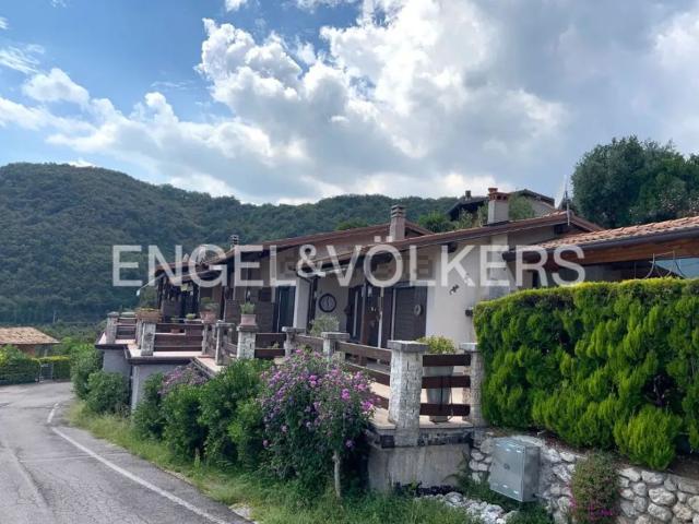 Casa in vendita a Comunità Montana Parco Alto Garda bresciano, Tremosine