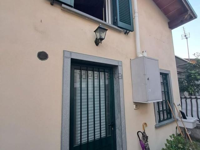 Casa in vendita a Rinchiostra, Marina Di Massa
