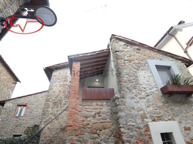Casa in vendita a Montevarchi, Toscana