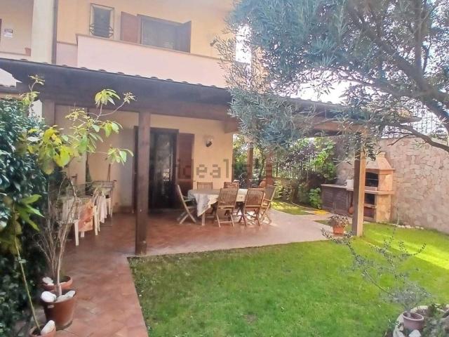 Casa in vendita a Roma Capitale, Lazio