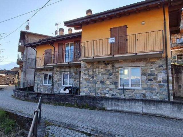 Casa in vendita a Gravedona ed Uniti, Gravedona