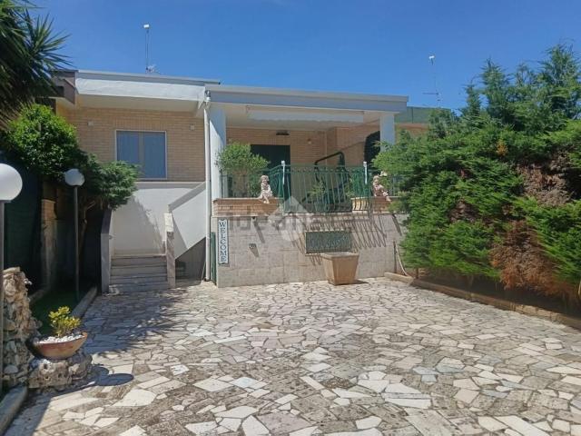 Casa in vendita a Puglia, Bari
