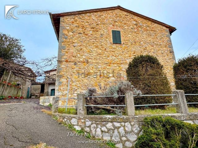 Casa in vendita a Castelnuovo Val Di Cecina, Toscana