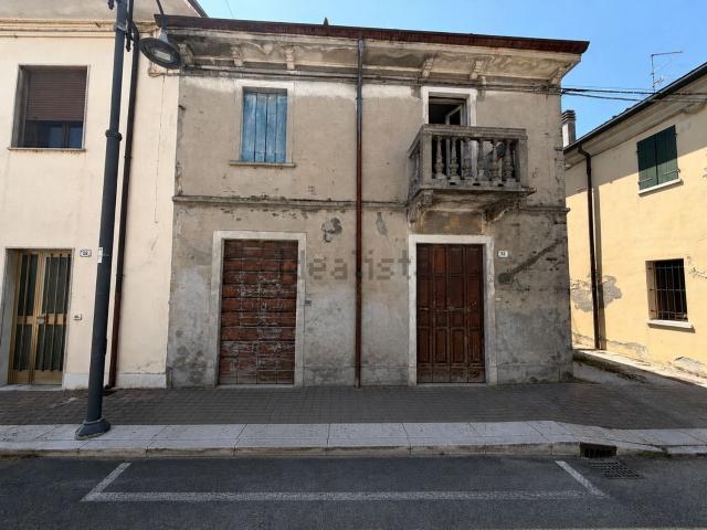 Casa in vendita a Nogara, Veneto