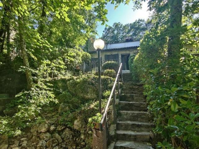 Casa in vendita a Guardea, Terni