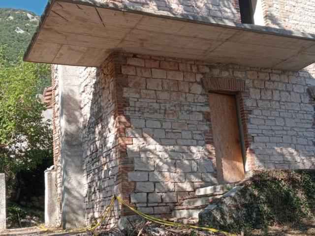 Casa in vendita a Marche, Ancona