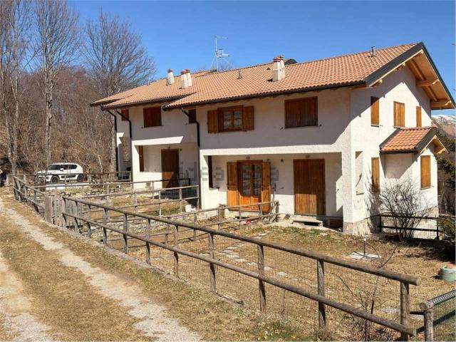 Casa in vendita a Ottone, Reggio Emilia