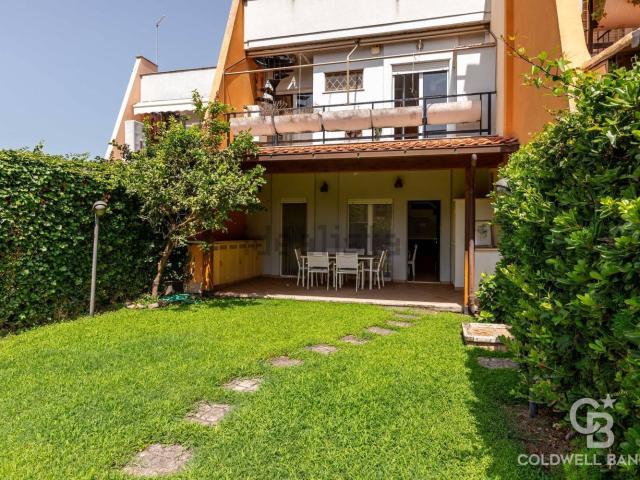 Casa in vendita a Fregene, Roma Capitale