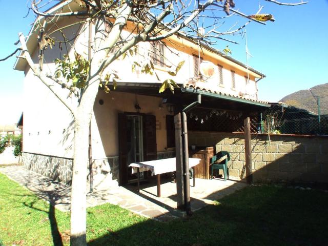 Casa in vendita a Rocca Di Botte, Abruzzo