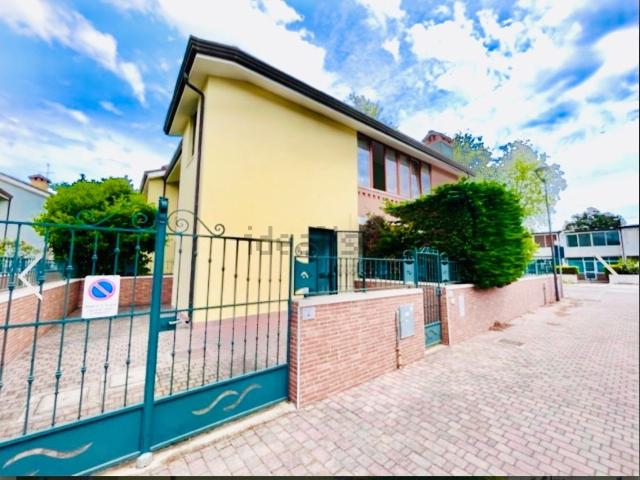 Casa in vendita a Comacchio, Reggio Emilia