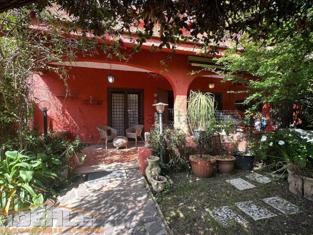 Casa in vendita a Colle Romito, Ardea