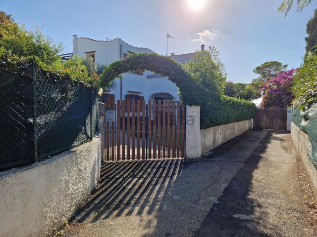 Casa in vendita a Montalto Di Castro, Lazio