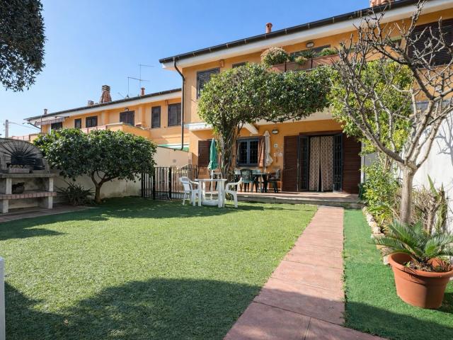 Casa in vendita a Lido di Enea, Roma Capitale