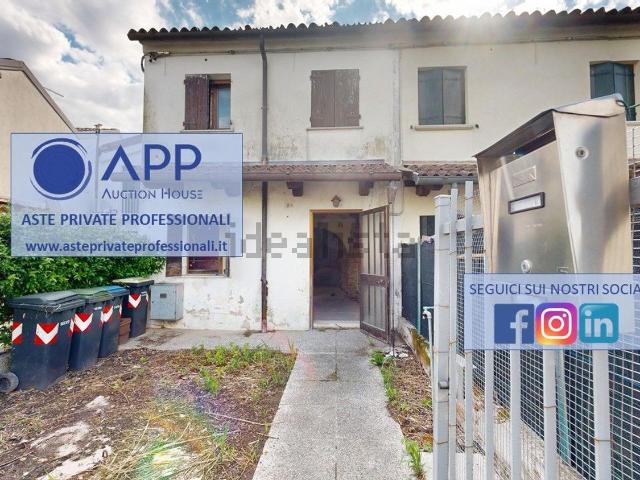 Casa in vendita a Padova, Veneto