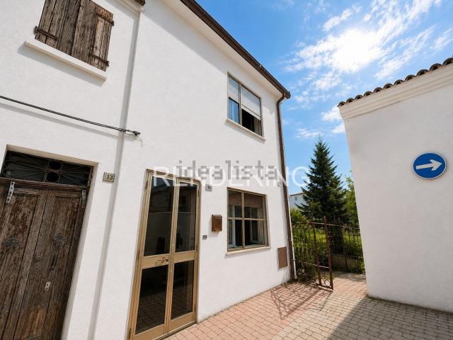 Casa in vendita a Unione Delta del Po, Lagosanto