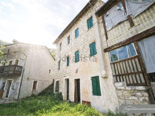 Casa in vendita a Vittorio Veneto, Veneto