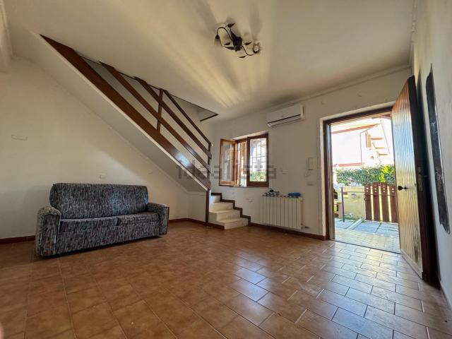 Casa in vendita a Torvajanica, Roma Capitale