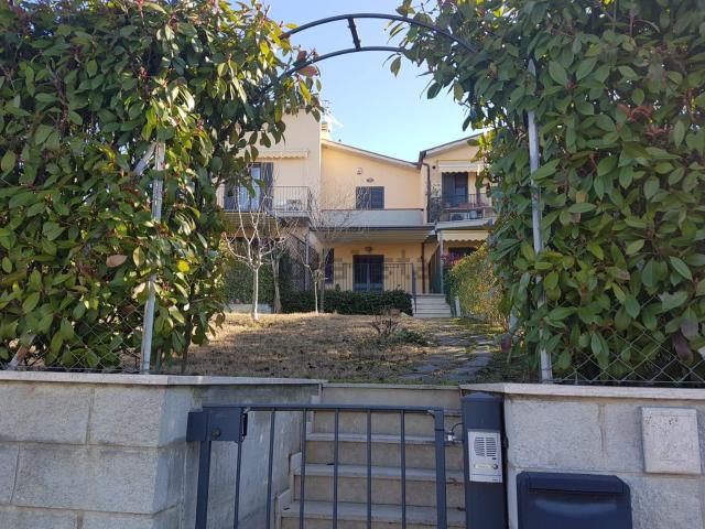 Casa in vendita a Rapolano Terme, Toscana