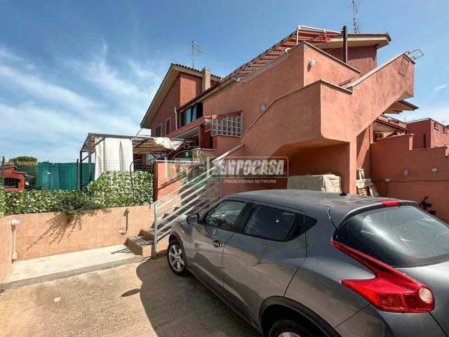 Casa in vendita a Piano del Fregneto, Roma Capitale