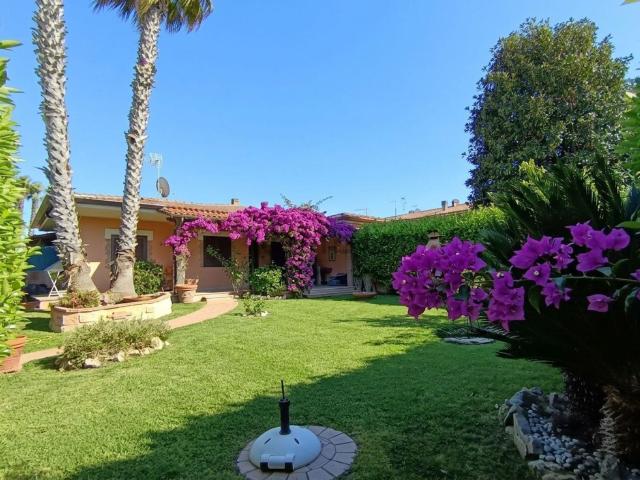 Casa in vendita a Salto Di Fondi, Lazio