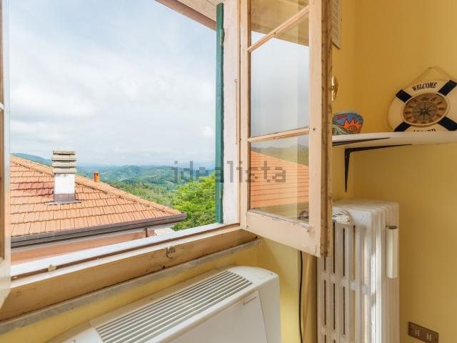 Casa in vendita a Beverino, Bertogna