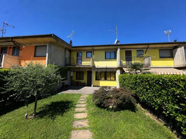 Casa in vendita a Cenate Sopra, Lombardia