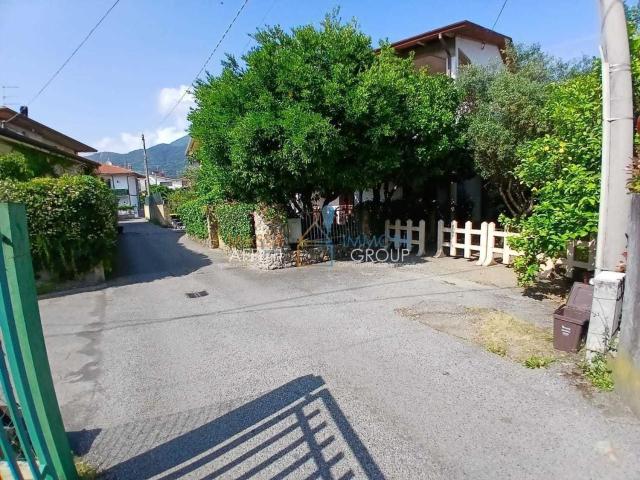 Casa in vendita a Romagnano, Marina Di Massa