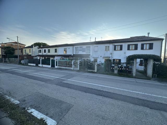 Casa in vendita a Padova, Veneto