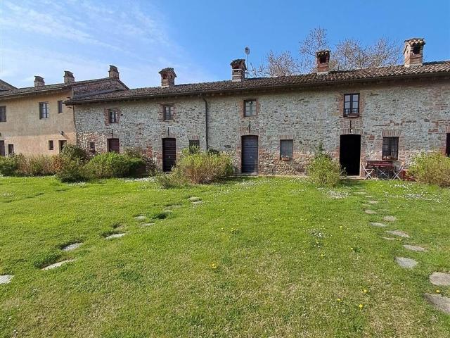 Casa in vendita a Agazzano, Reggio Emilia