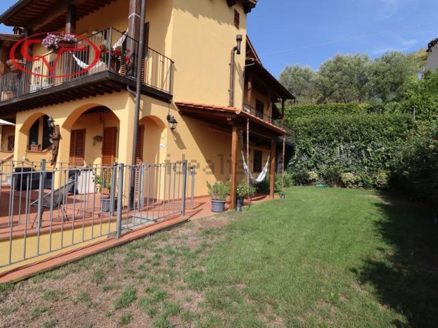 Casa in vendita a Cocoioni, Montevarchi