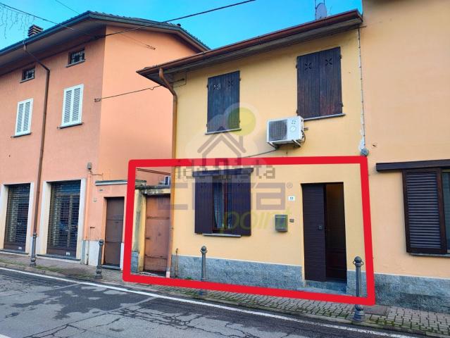 Casa in vendita a Villanterio, Pavia