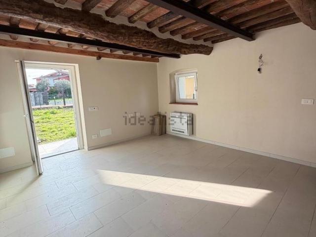 Casa in vendita a Sarzana, Liguria