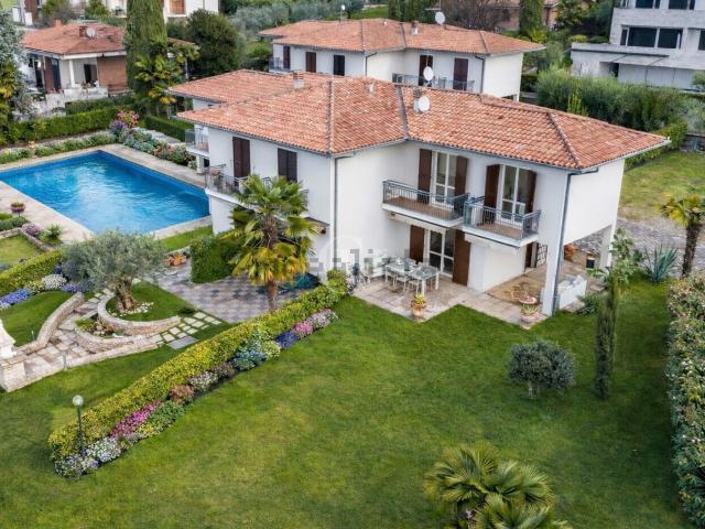 Casa in vendita a Lazise, Verona