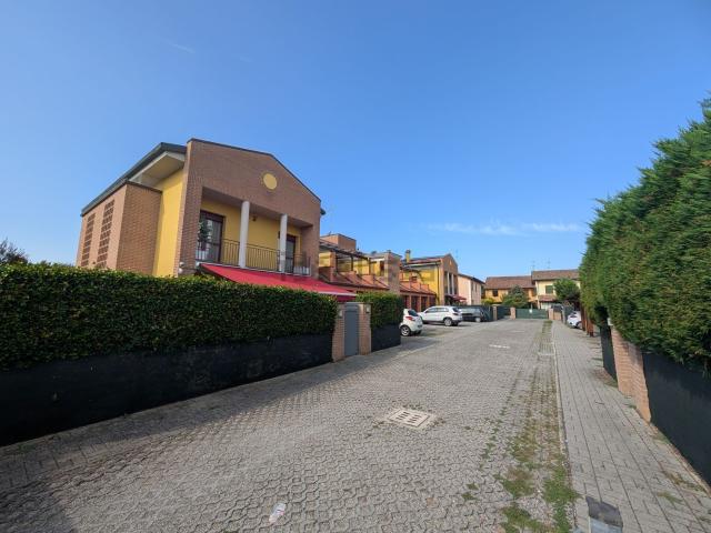 Casa in vendita a Sant'Agata Bolognese, Bologna