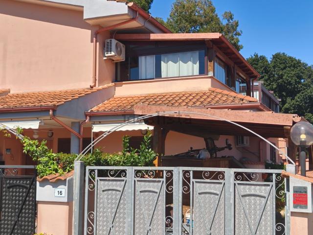 Casa in vendita a Roma Capitale, Lazio