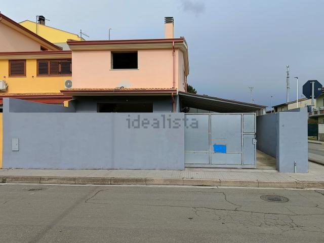 Casa in vendita a Decimoputzu, Sardigna/Sardegna