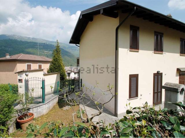 Casa in vendita a Caboli, Rota D'imagna