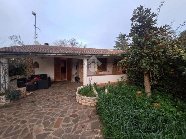 Casa in vendita a Puglia, Bari