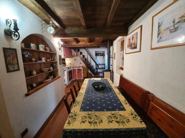 Casa in vendita a Stazzema, Lucca