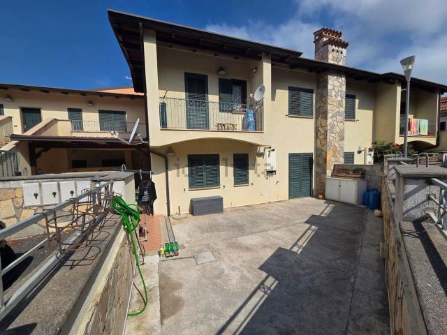 Casa in vendita a Calabria, Cosenza