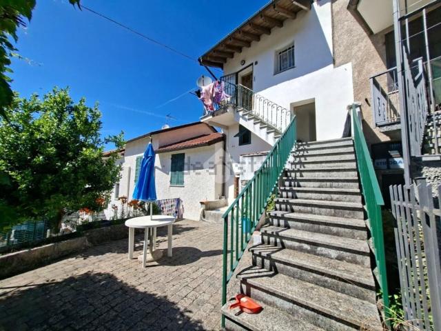 Casa in vendita a Vobbia, Liguria
