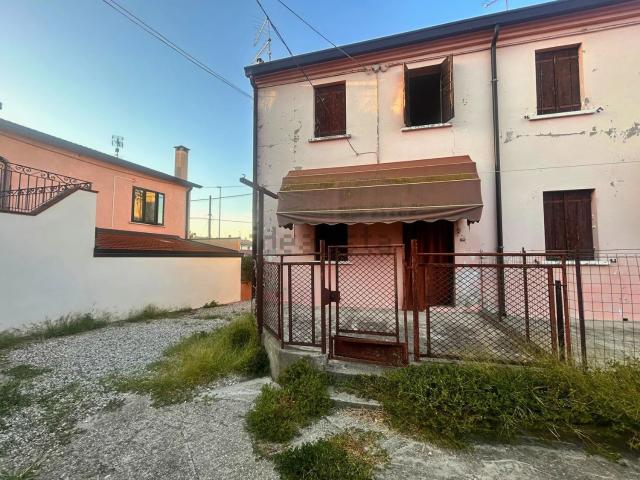 Casa in vendita a Anguillara Veneta, Veneto