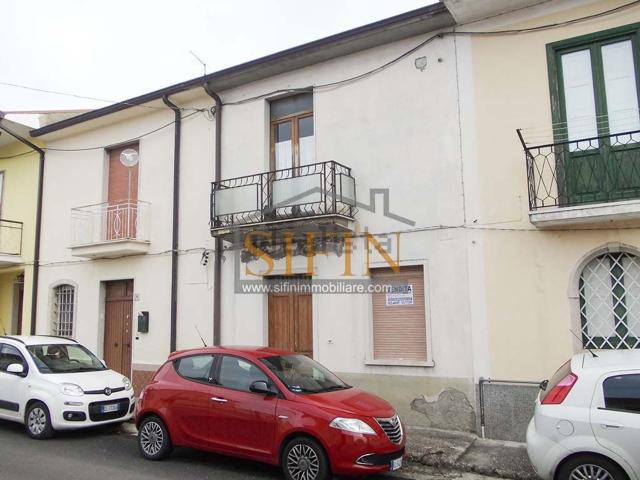 Casa in vendita a Paternopoli, Campania