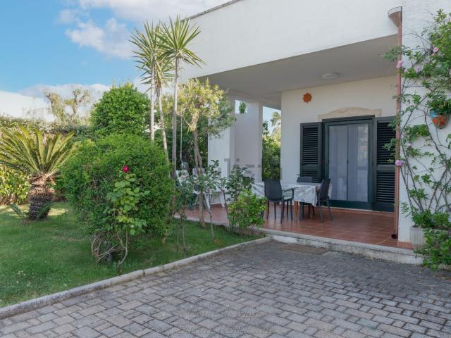 Casa in vendita a Rosa Marina di Ostuni, Ostuni