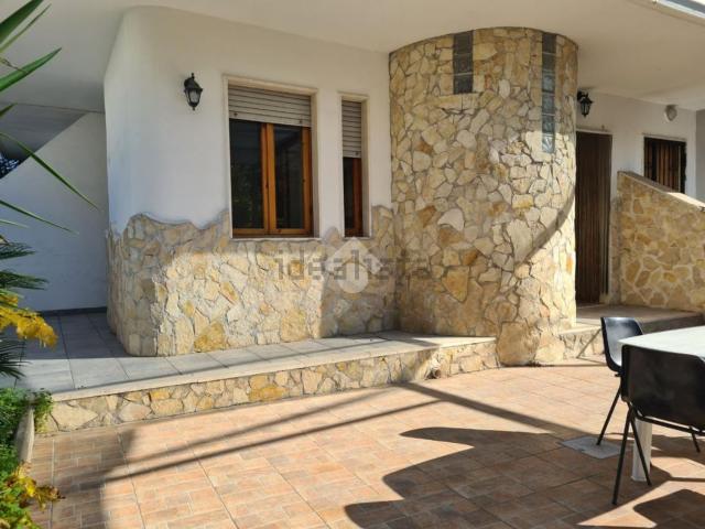 Casa in vendita a Puglia, Lecce