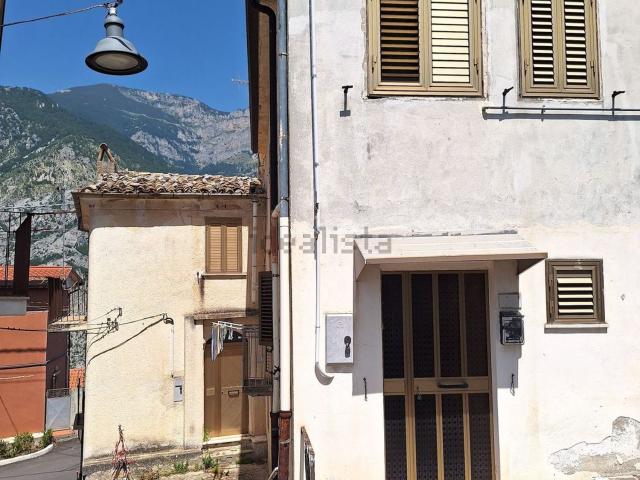 Casa in vendita a Civitella Messer Raimondo, Abruzzo