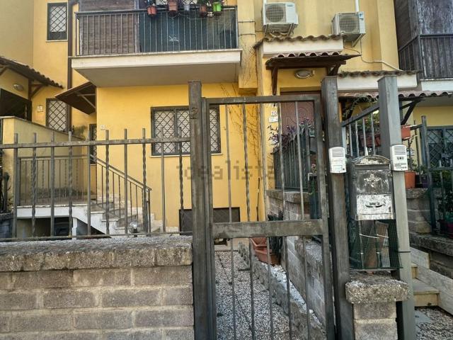 Casa in vendita a Spregamore, Roma